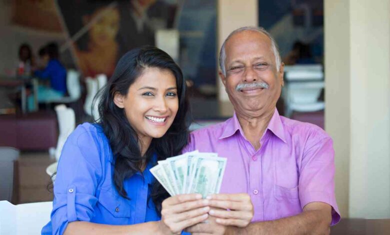FD interest rate: প্রবীণ নাগরিকদের জন্য ভালো বিনিয়োগের সুযোগ, ফিক্সড ডিপোজিটে ৯.৫ শতাংশ রিটার্ন দিচ্ছে এই ব্যাঙ্ক 1 FD interest rate hike for Senior Citizen